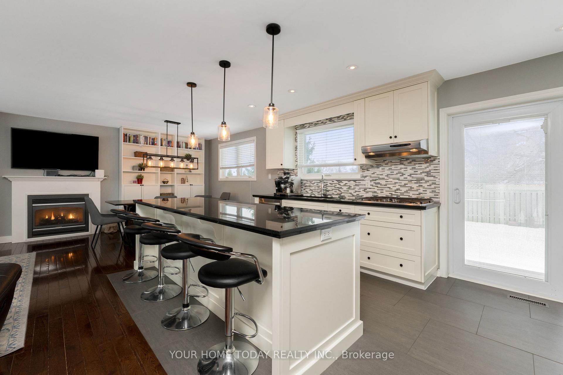 Photo 14 of 68 Marilyn Crescent, Halton Hills, Georgetown — HOMEH