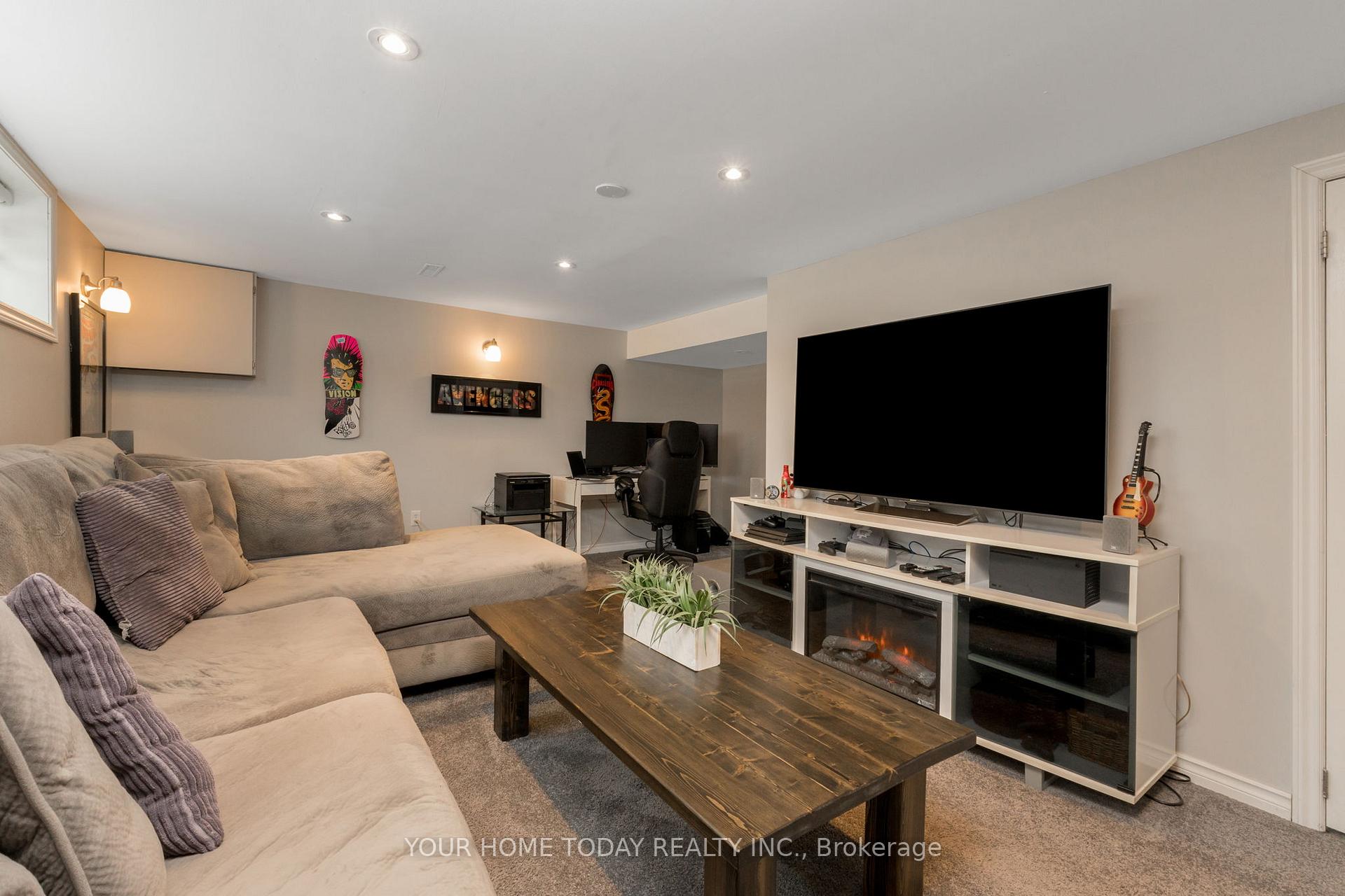 Photo 28 of 68 Marilyn Crescent, Halton Hills, Georgetown — HOMEH