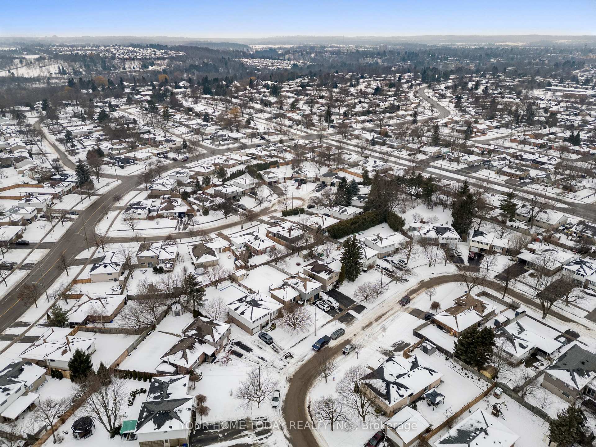 Photo 44 of 68 Marilyn Crescent, Halton Hills, Georgetown — HOMEH