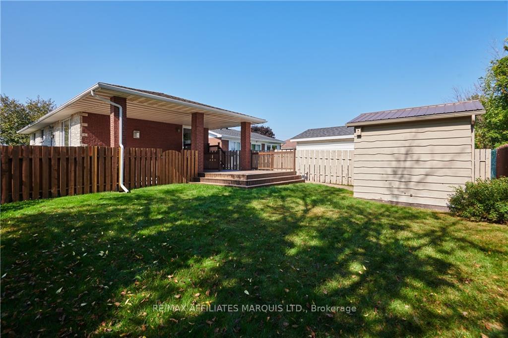 Photo 11 of 1442 Second Street E, Cornwall — HOMEH
