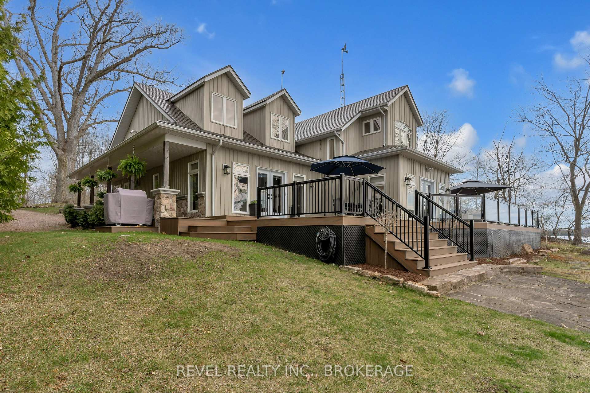 Front of 4078 Hideaway Lane
