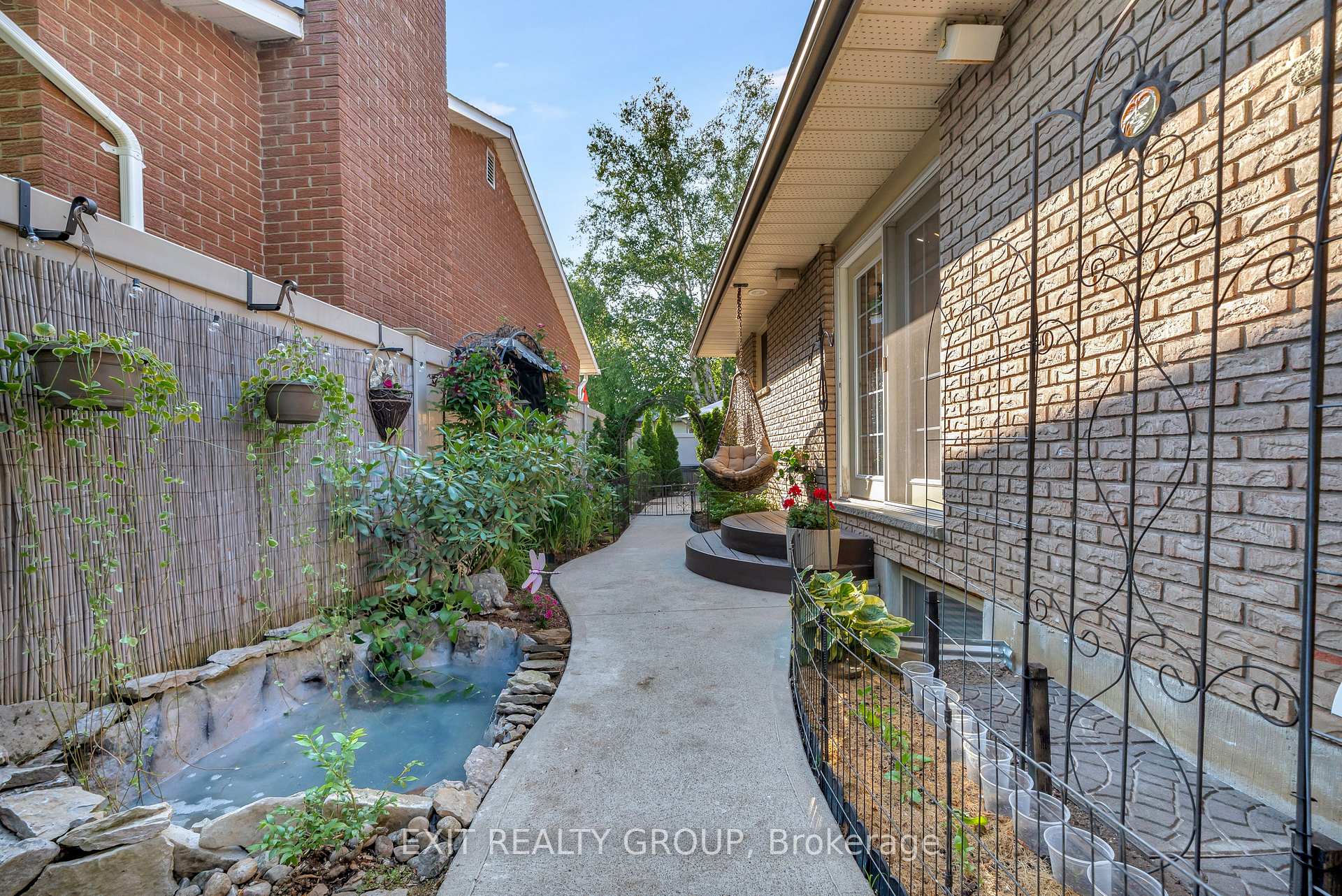 Photo 43 of 77 Edgehill Road, Belleville, Thurlow Ward — HOMEH