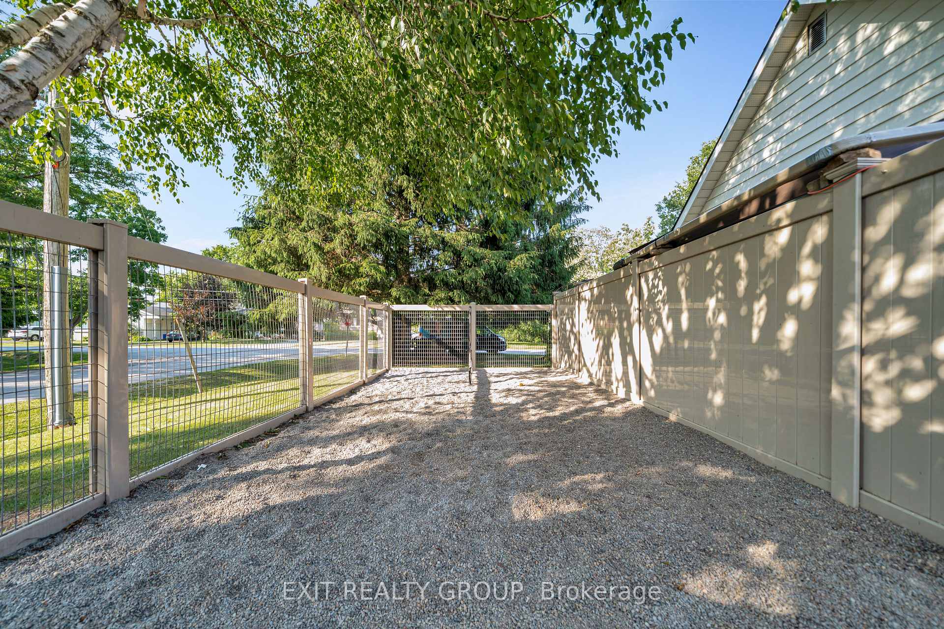 Photo 46 of 77 Edgehill Road, Belleville, Thurlow Ward — HOMEH