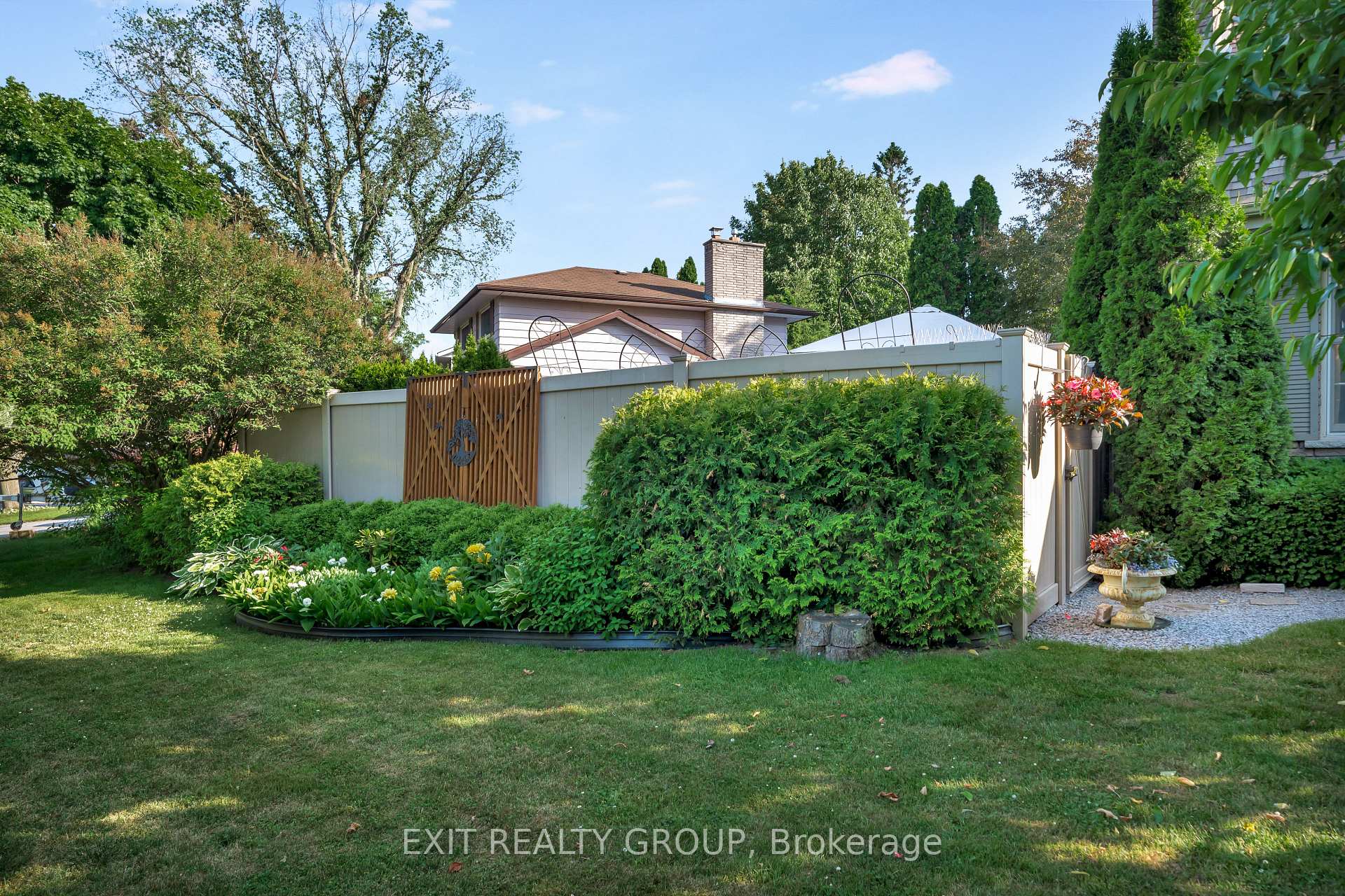 Photo 47 of 77 Edgehill Road, Belleville, Thurlow Ward — HOMEH