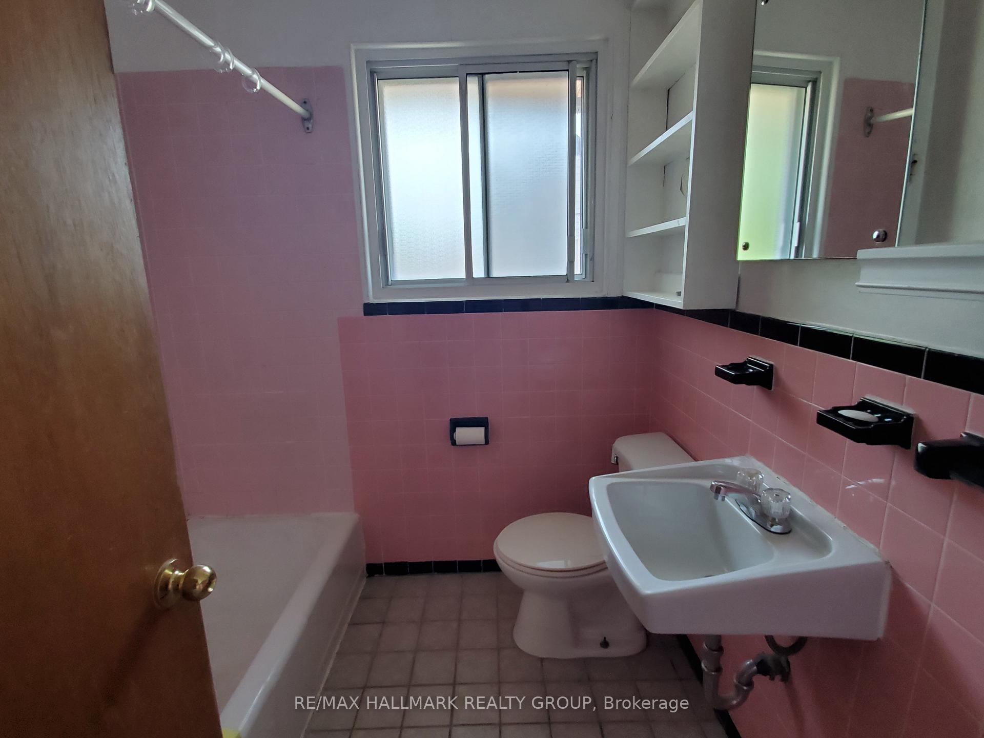 Photo 9 of 1390 Mayview Avenue, Ottawa, Carlington — HOMEH