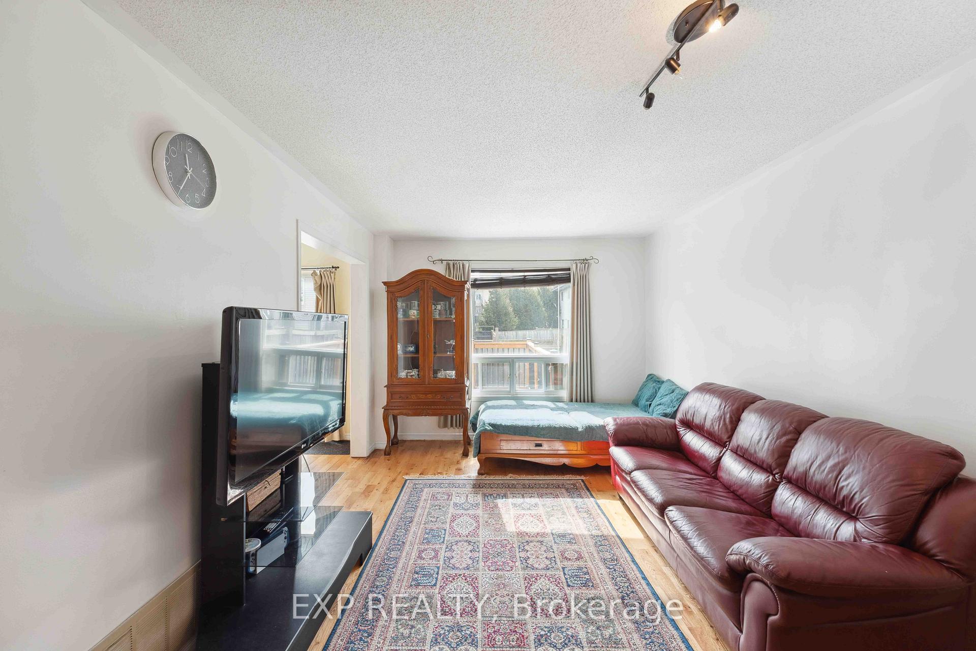 Photo 5 of 2595 Crosscut Terrace, Ottawa, Emerald Woods/Sawmill Creek — HOMEH