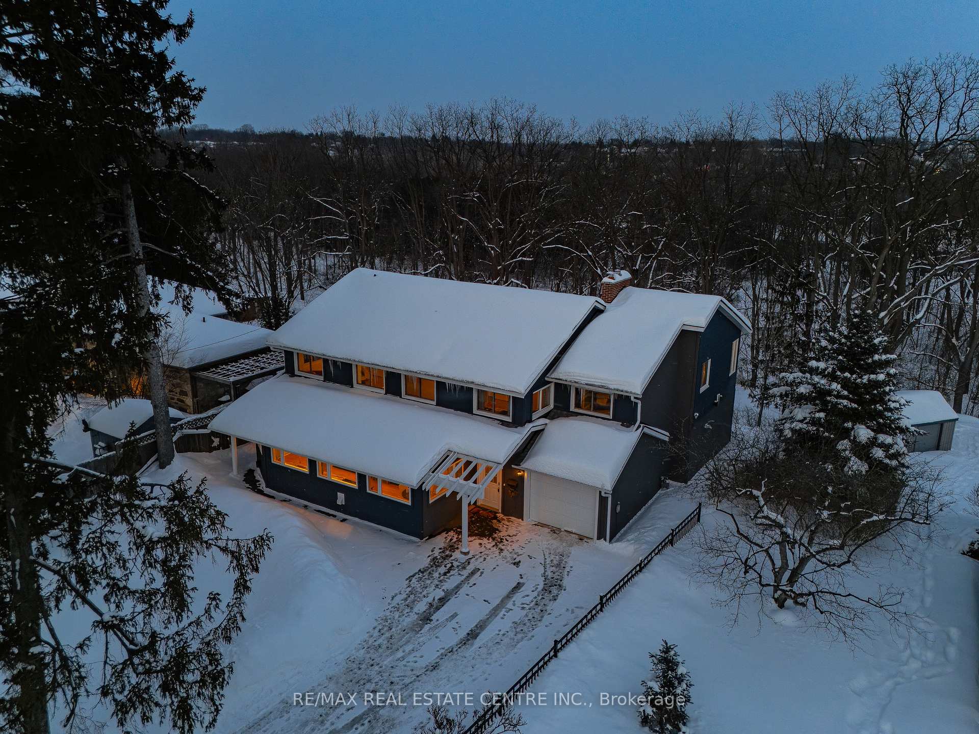 Photo 4 of 211 West River Road, Cambridge — HOMEH