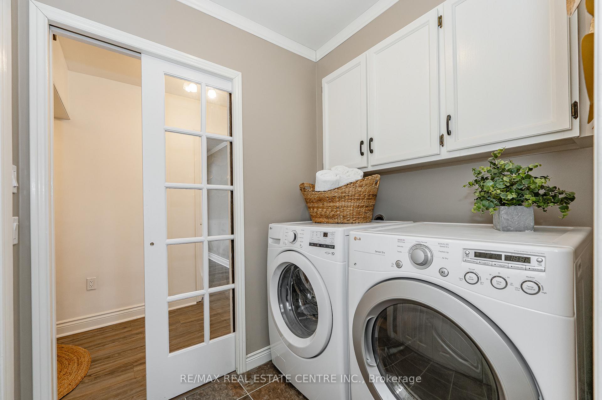 Photo 25 of 211 West River Road, Cambridge — HOMEH