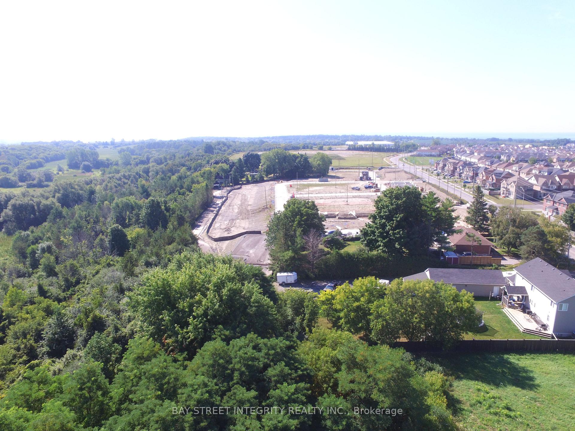 Photo 5 of 2153 Prestonvale Road, Clarington, Courtice — HOMEH