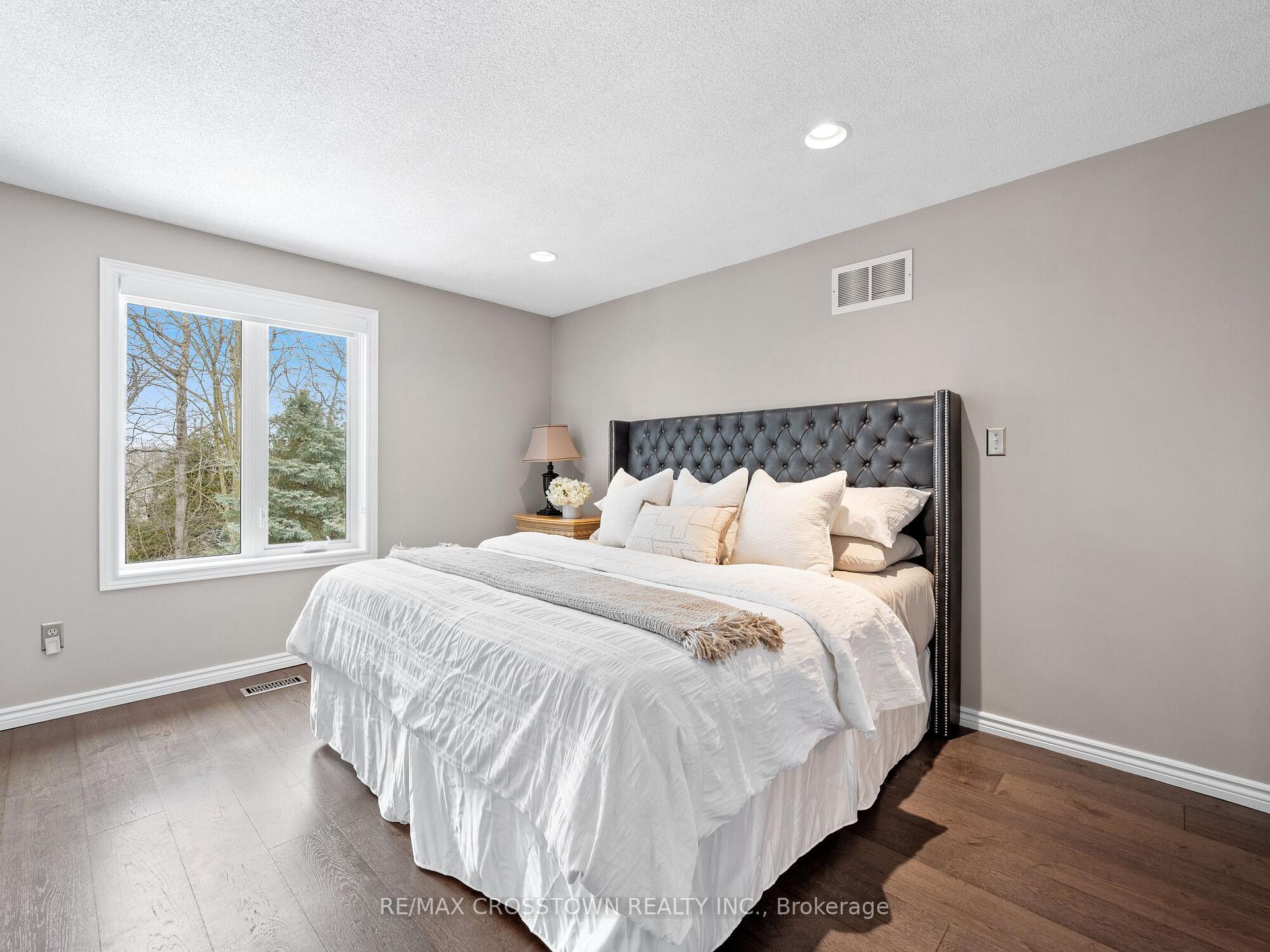 Photo 25 of 20 Valewood Drive, Caledon, Caledon East — HOMEH