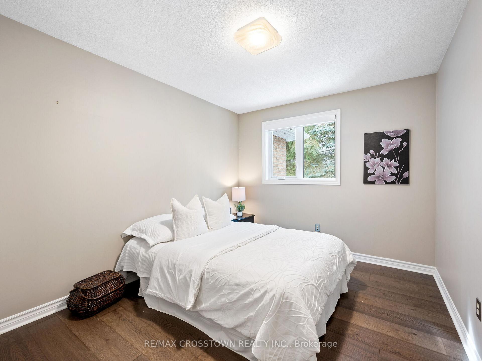 Photo 31 of 20 Valewood Drive, Caledon, Caledon East — HOMEH