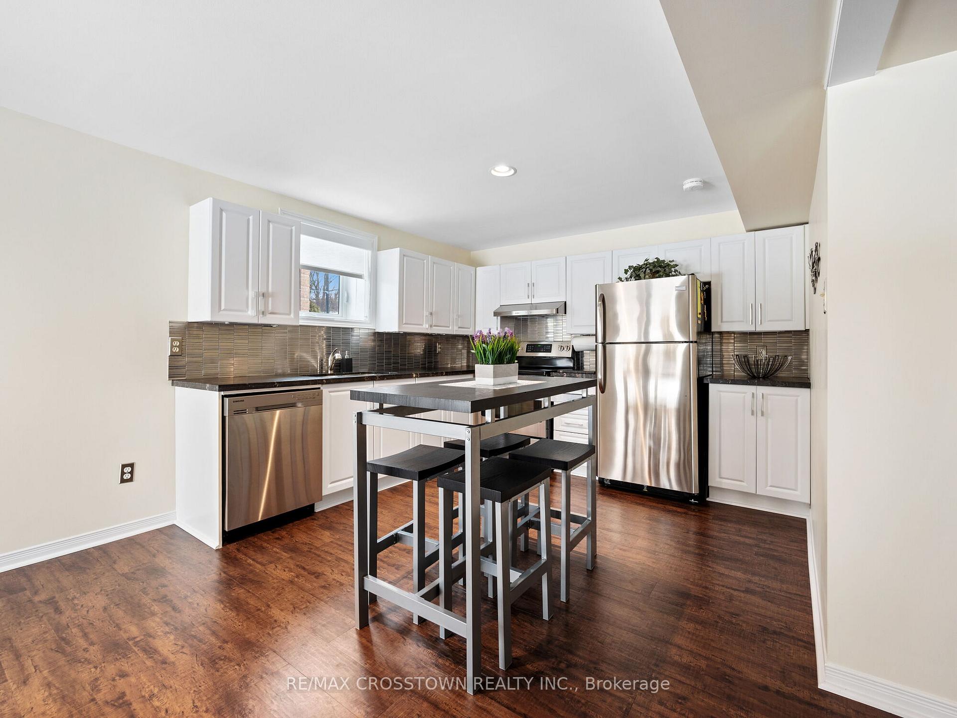 Photo 36 of 20 Valewood Drive, Caledon, Caledon East — HOMEH