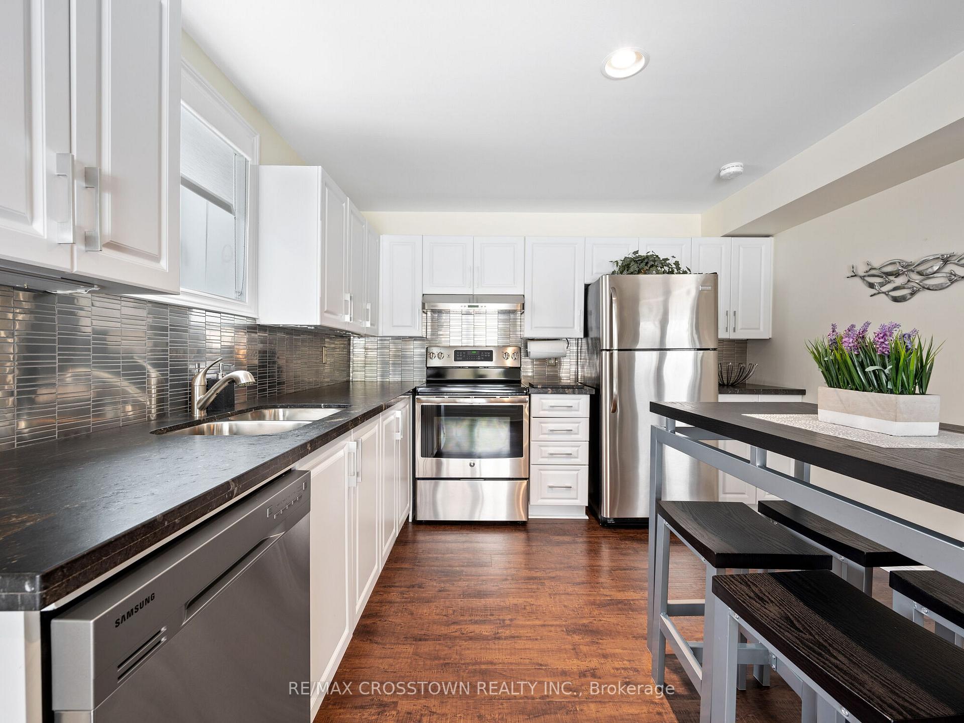 Photo 37 of 20 Valewood Drive, Caledon, Caledon East — HOMEH