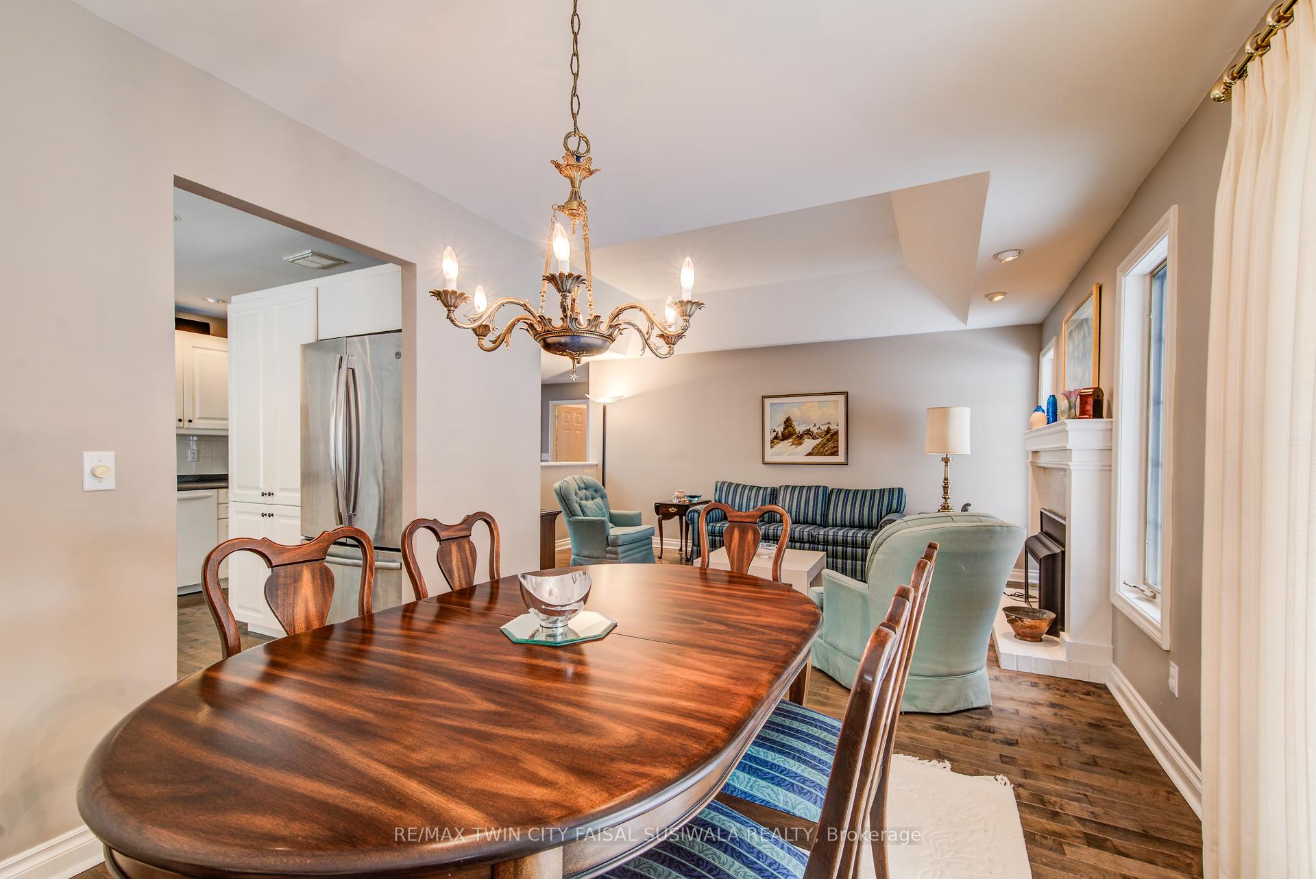 Photo 14 of 11 Tree Ridge Court, Cambridge — HOMEH