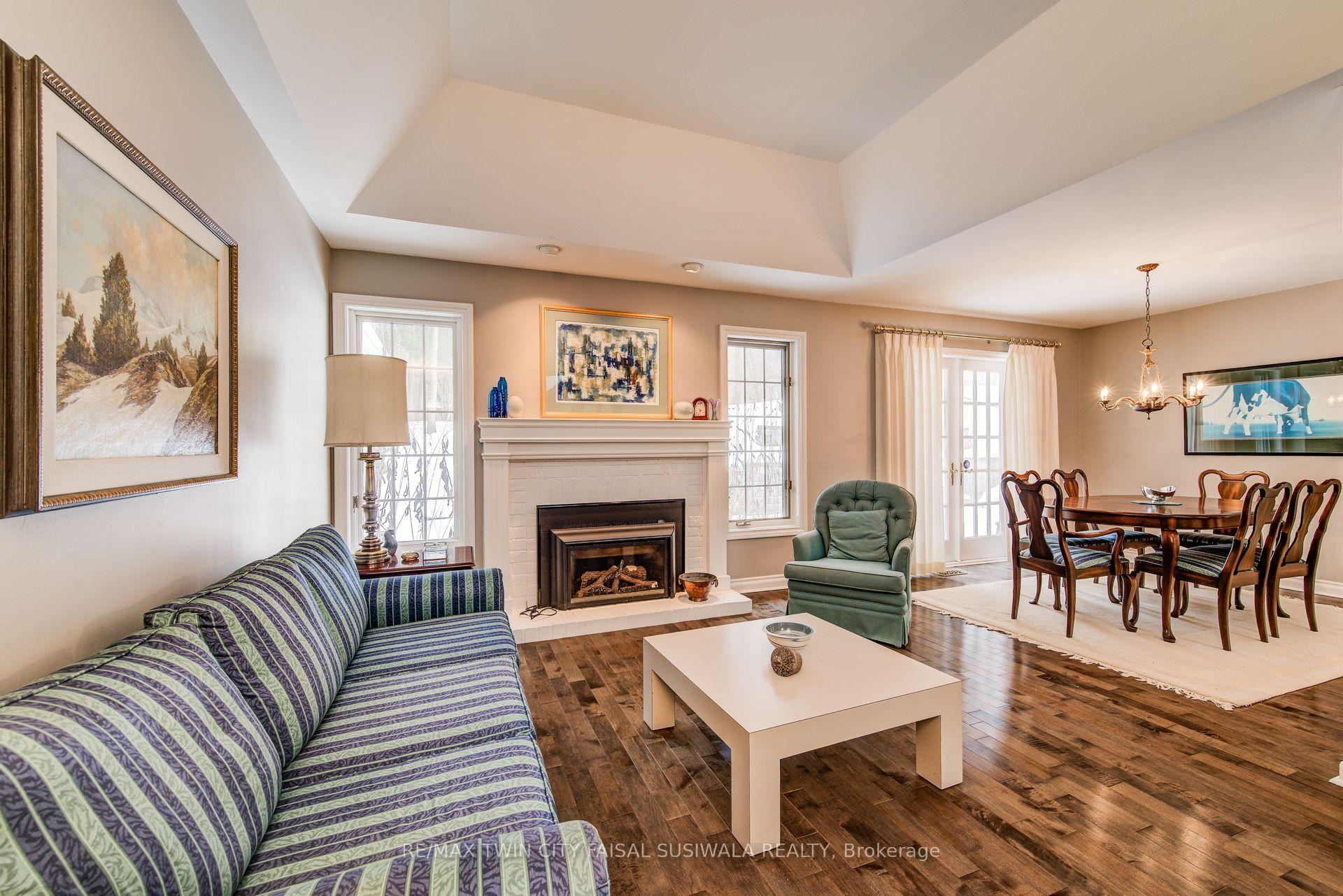 Photo 16 of 11 Tree Ridge Court, Cambridge — HOMEH