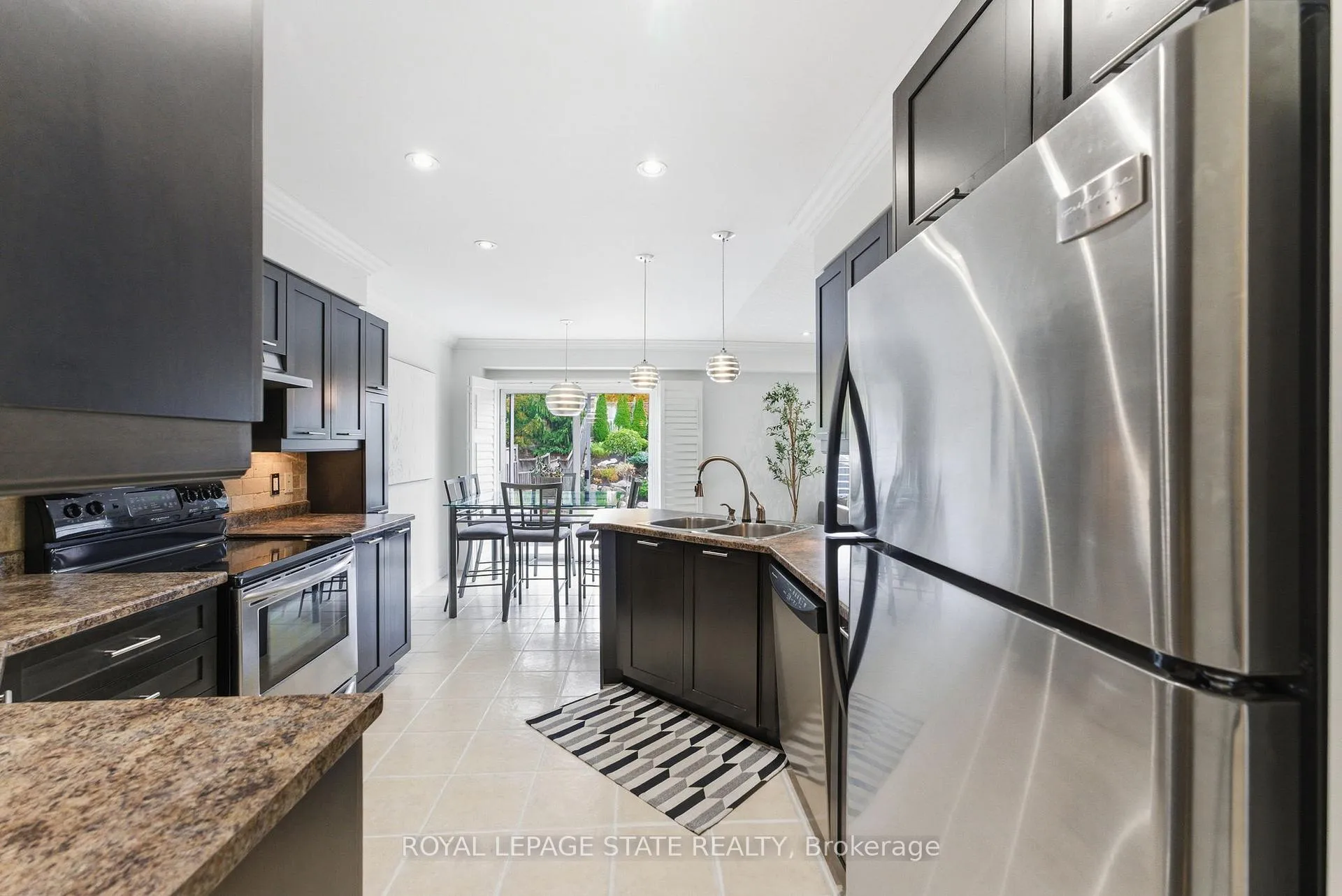 Photo 8 of 198 Springvalley Crescent, Hamilton, Gourley — HOMEH