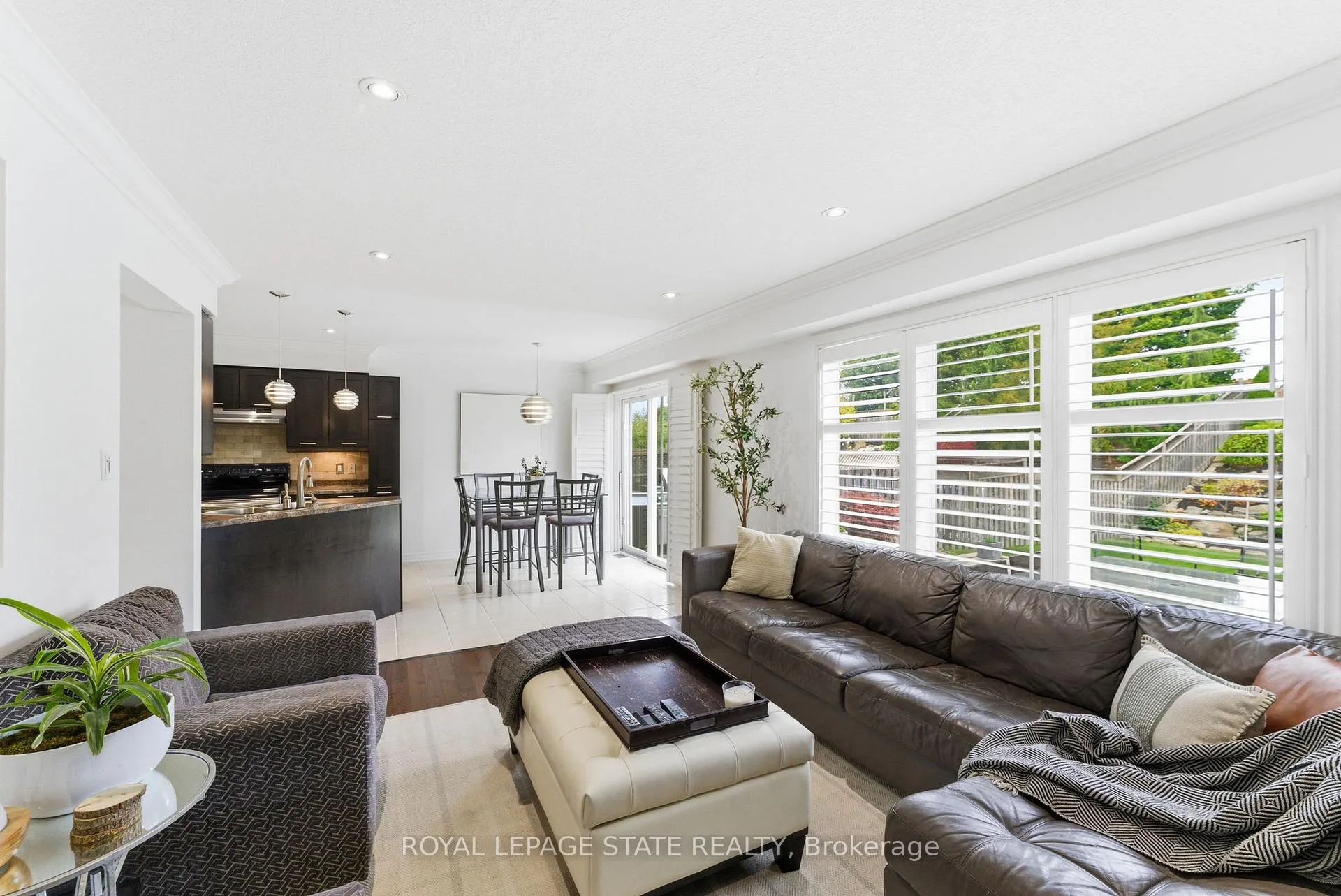 Photo 16 of 198 Springvalley Crescent, Hamilton, Gourley — HOMEH
