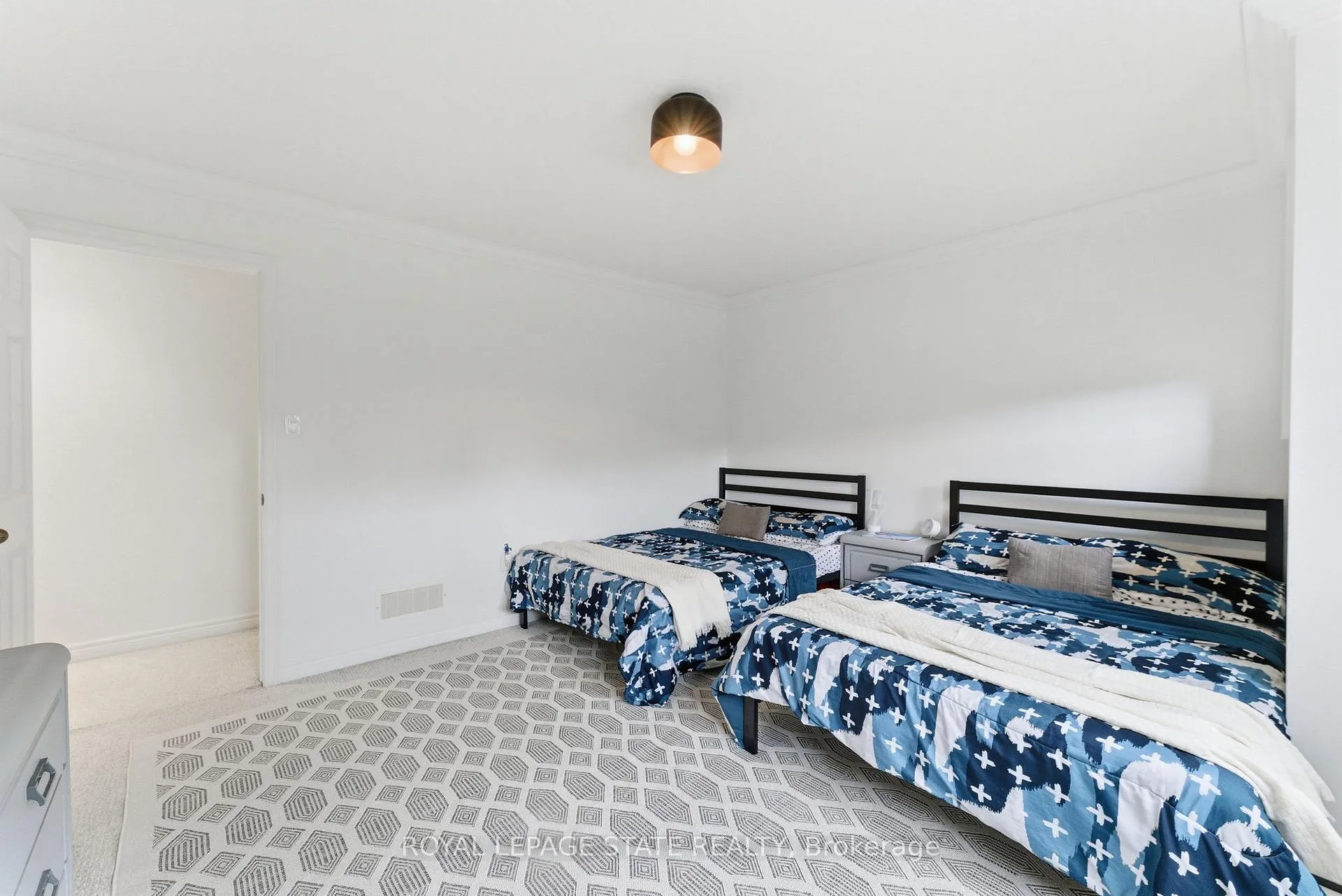 Photo 25 of 198 Springvalley Crescent, Hamilton, Gourley — HOMEH