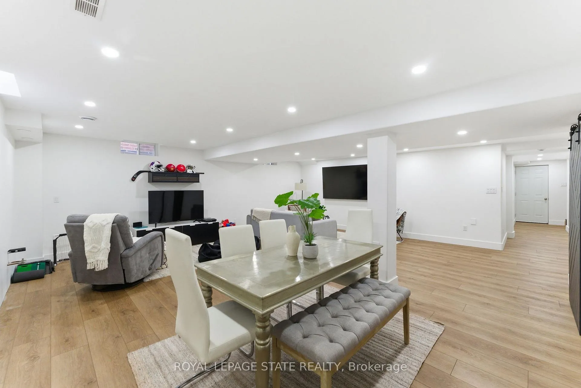 Photo 30 of 198 Springvalley Crescent, Hamilton, Gourley — HOMEH