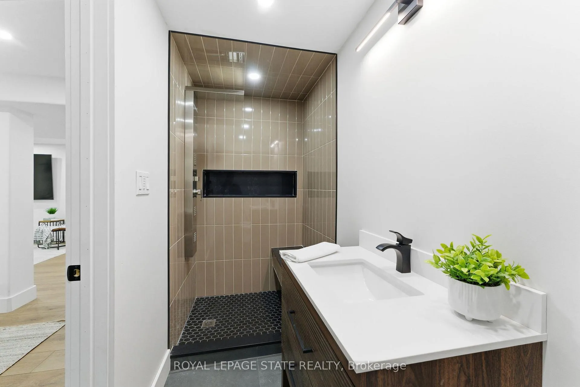 Photo 31 of 198 Springvalley Crescent, Hamilton, Gourley — HOMEH