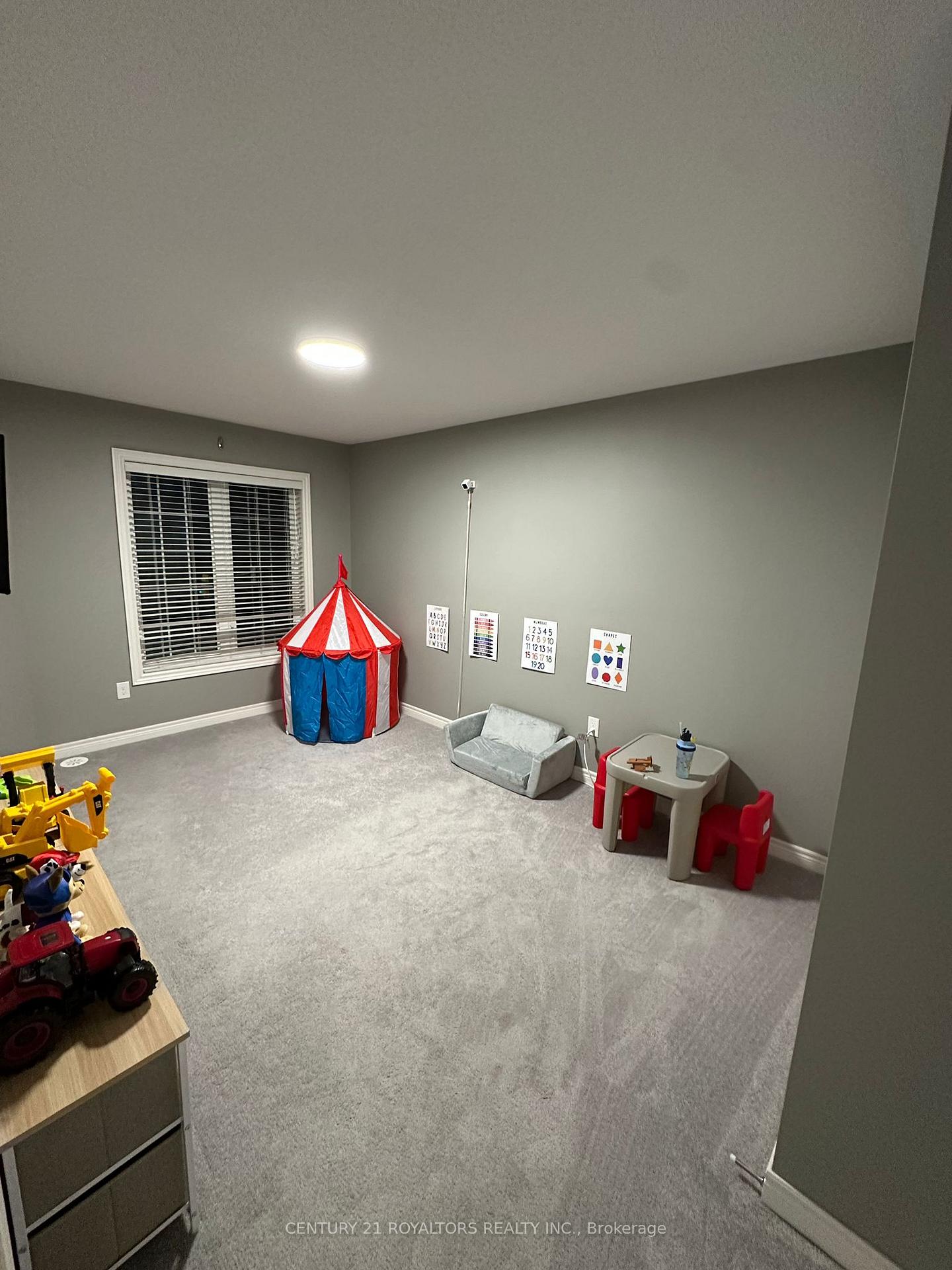 Photo 10 of 463 Terrace Way, Oakville, Sixteen Hollow — HOMEH
