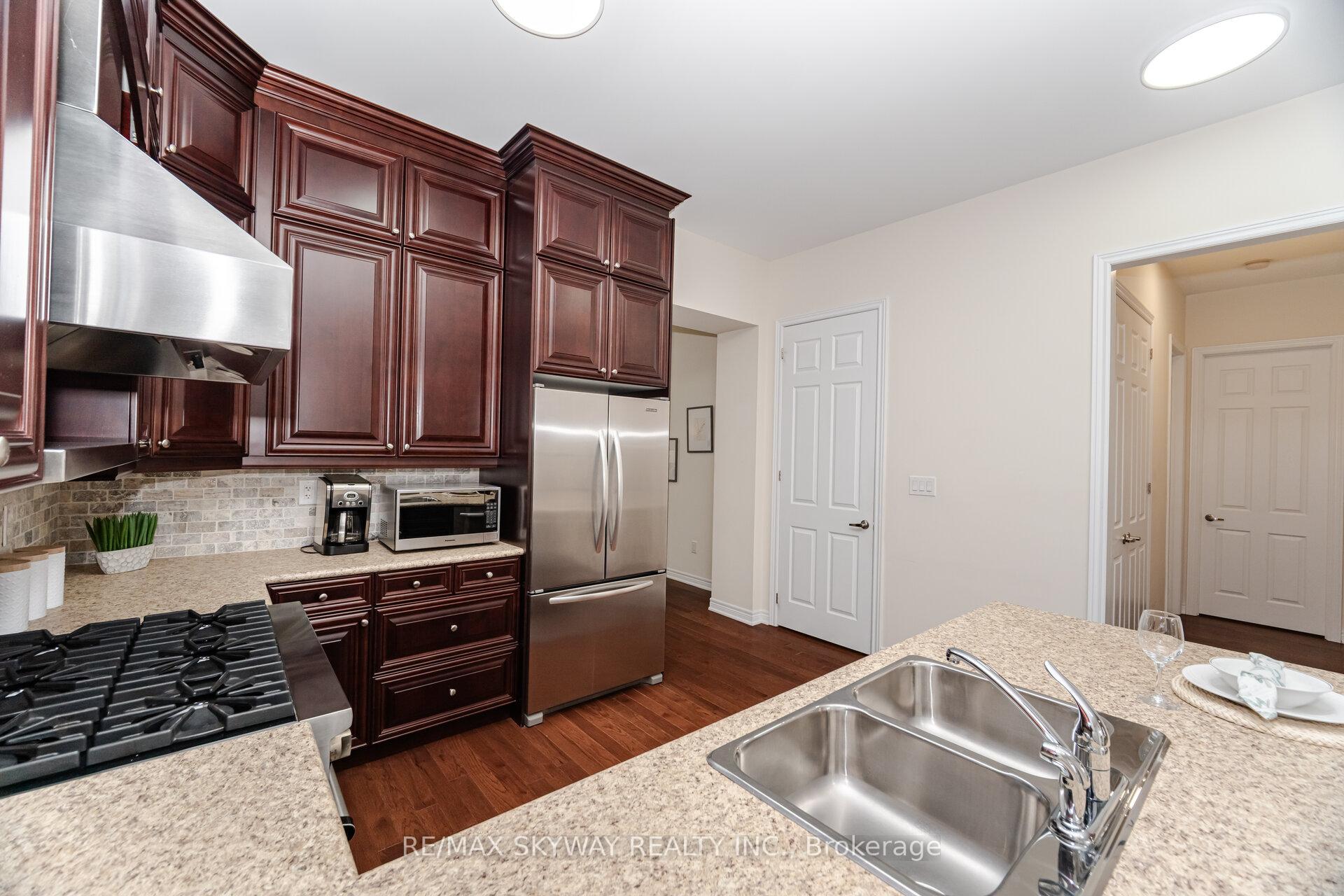 Photo 16 of 27 Kezia Crescent, Caledon, Rural Caledon — HOMEH