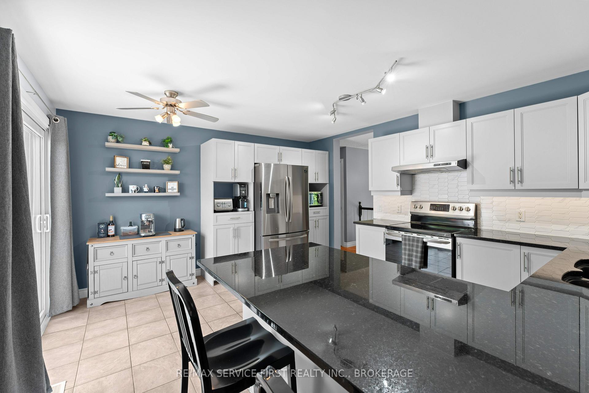 Photo 15 of 3625 Greenfield Road, Frontenac, Frontenac South — HOMEH