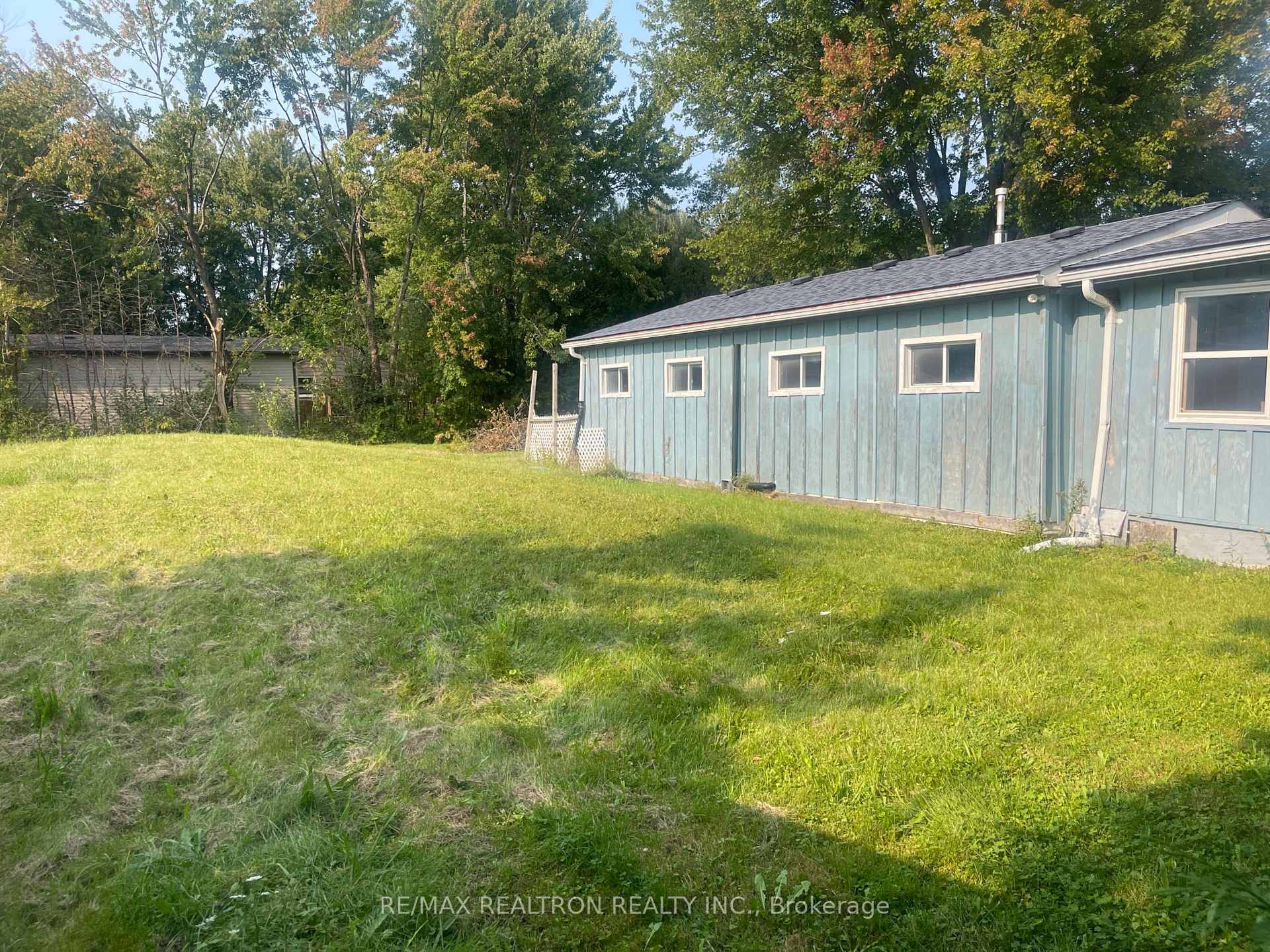 Photo 5 of 94 Sunkist Road, Georgina, Virginia — HOMEH
