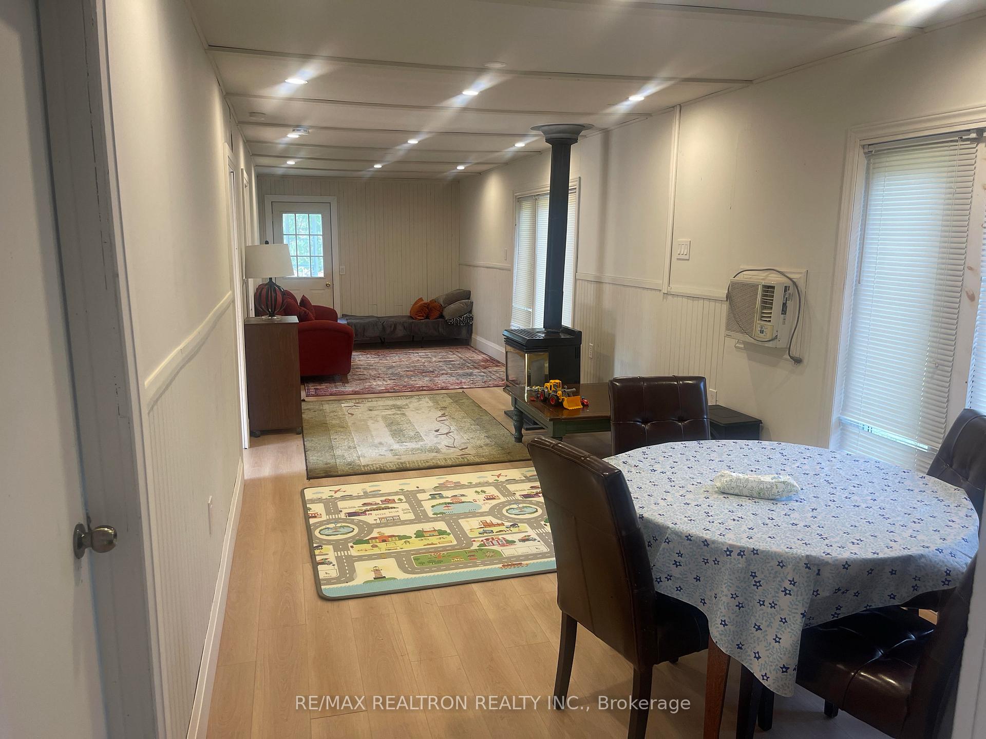 Photo 10 of 94 Sunkist Road, Georgina, Virginia — HOMEH