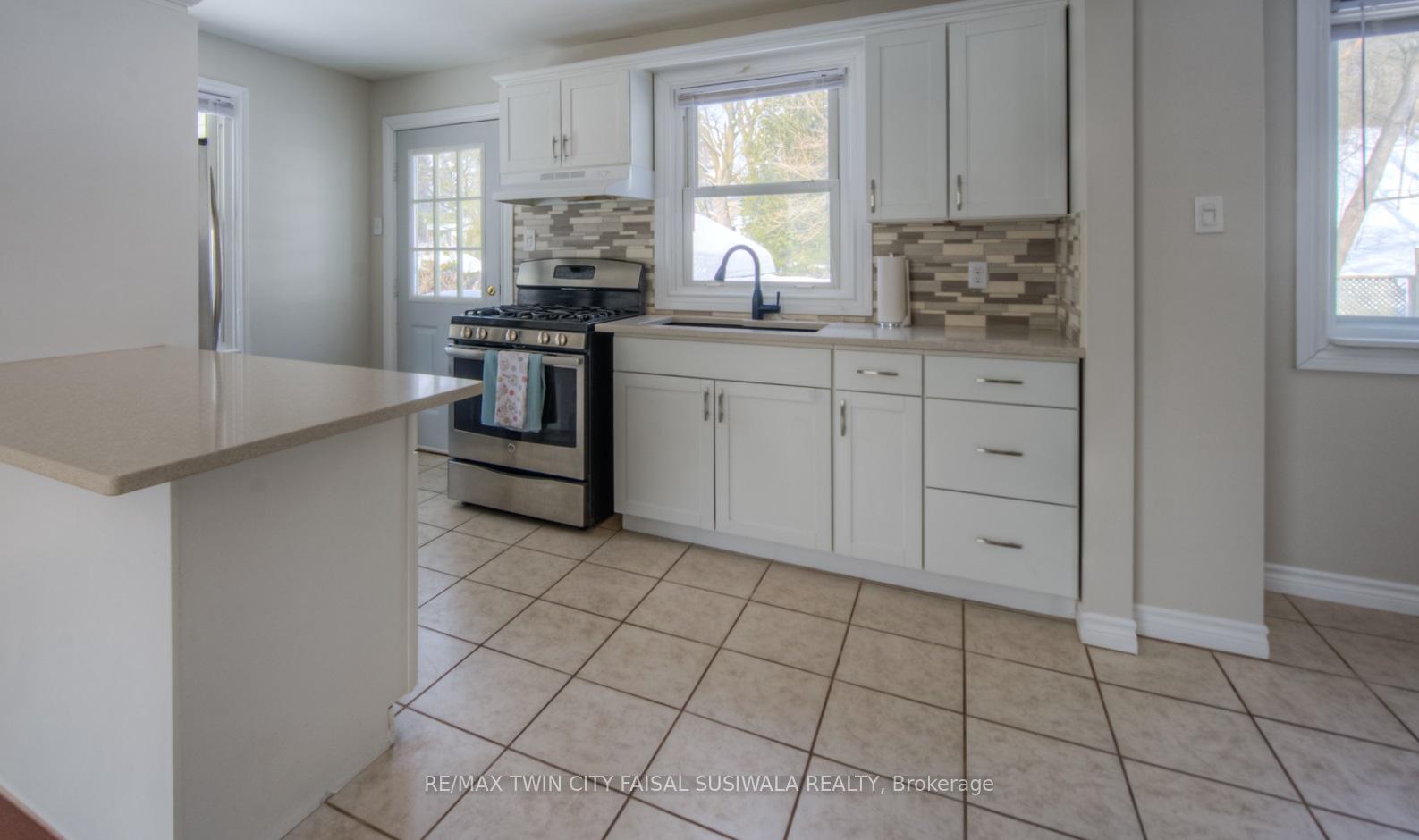 Photo 13 of 89 Valley Drive, Cambridge — HOMEH