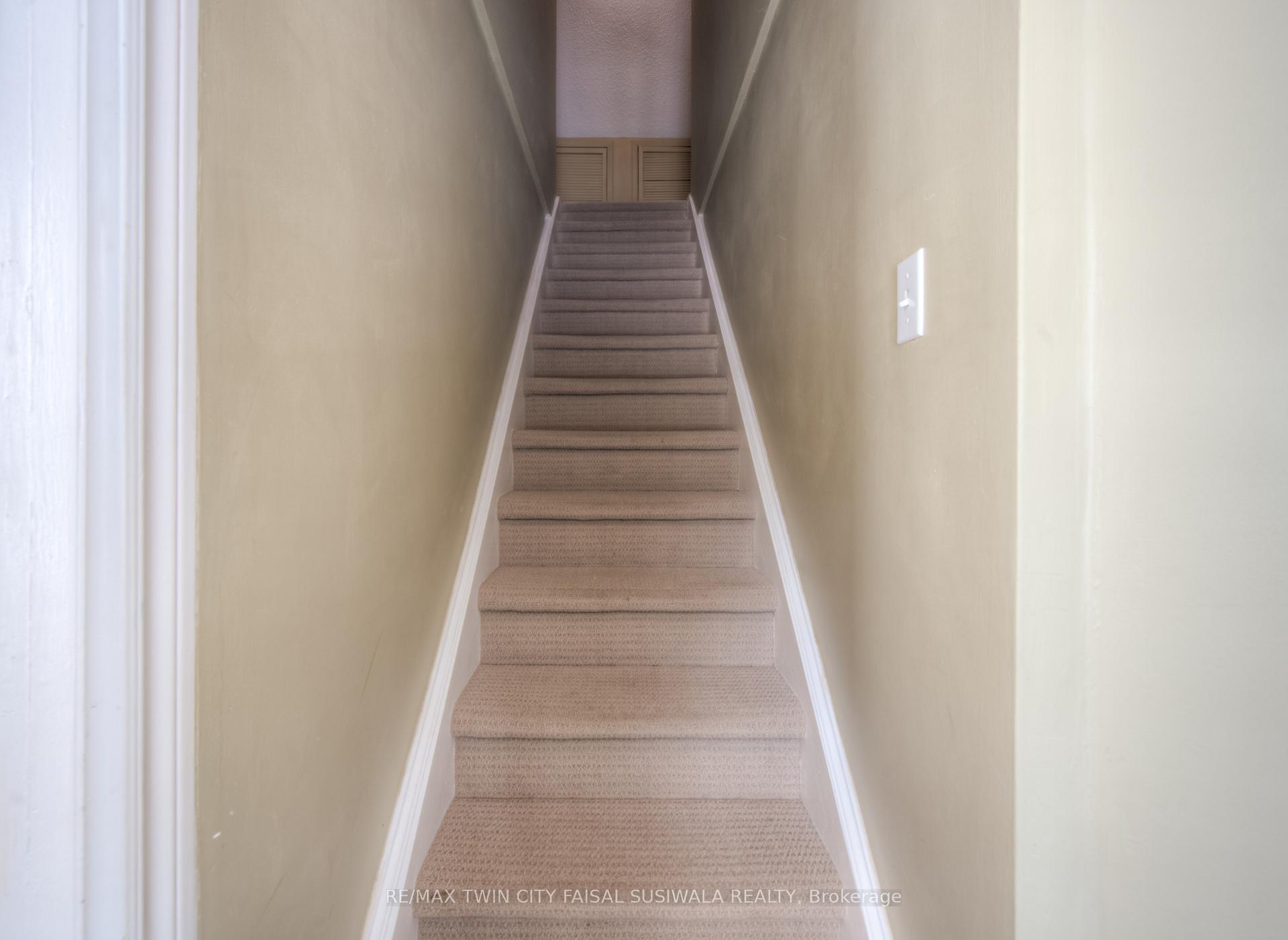 Photo 17 of 89 Valley Drive, Cambridge — HOMEH