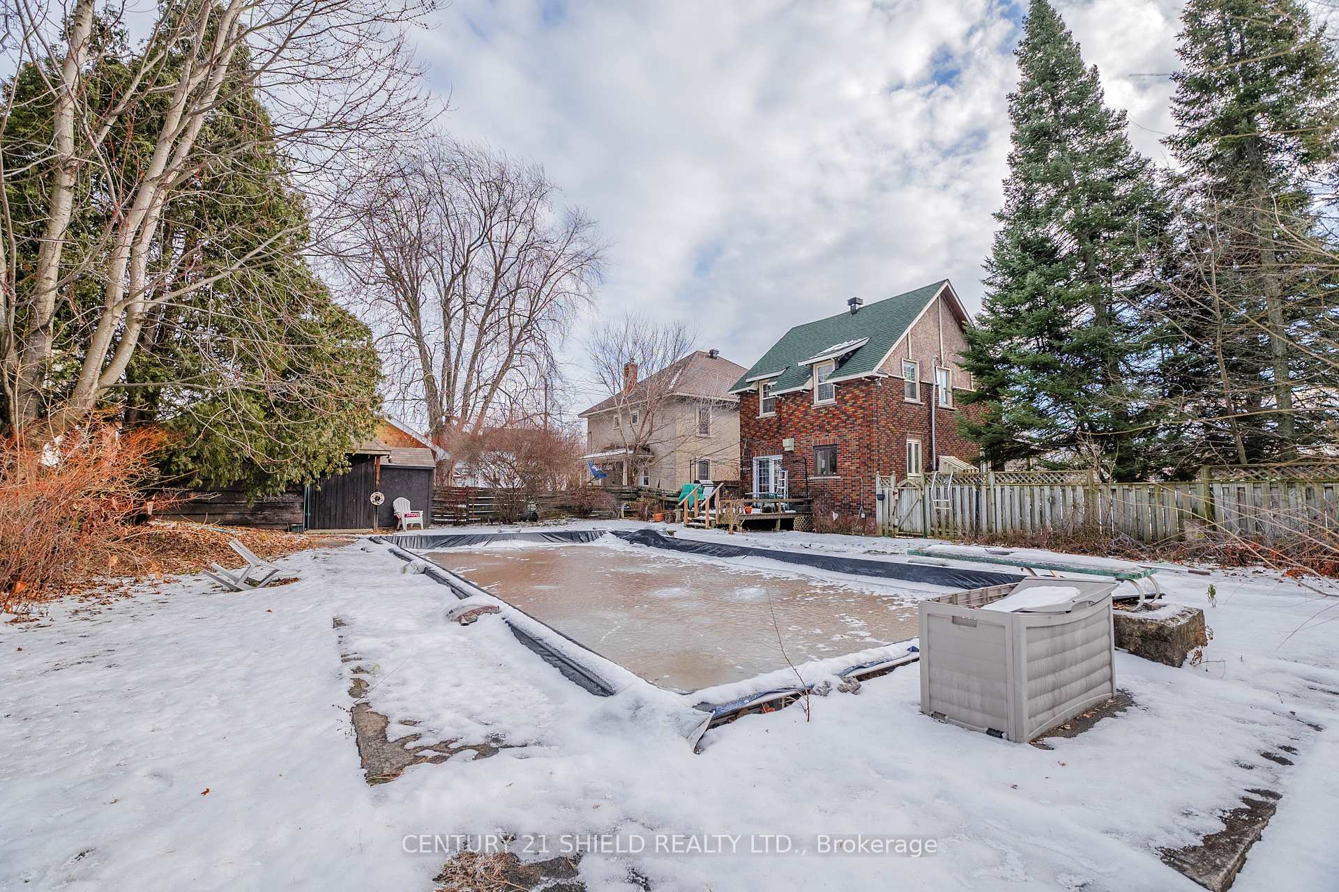 Photo 4 of 239 4th Street E, Cornwall — HOMEH