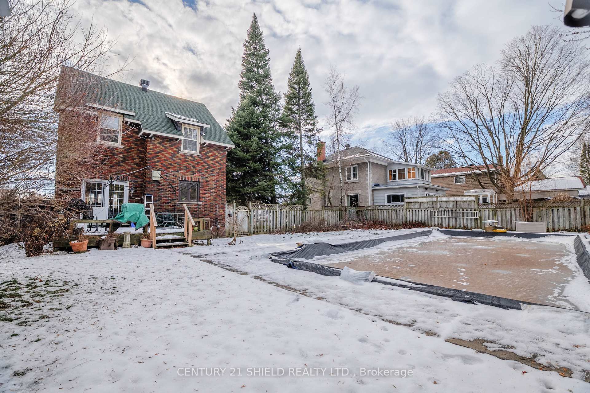 Photo 6 of 239 4th Street E, Cornwall — HOMEH