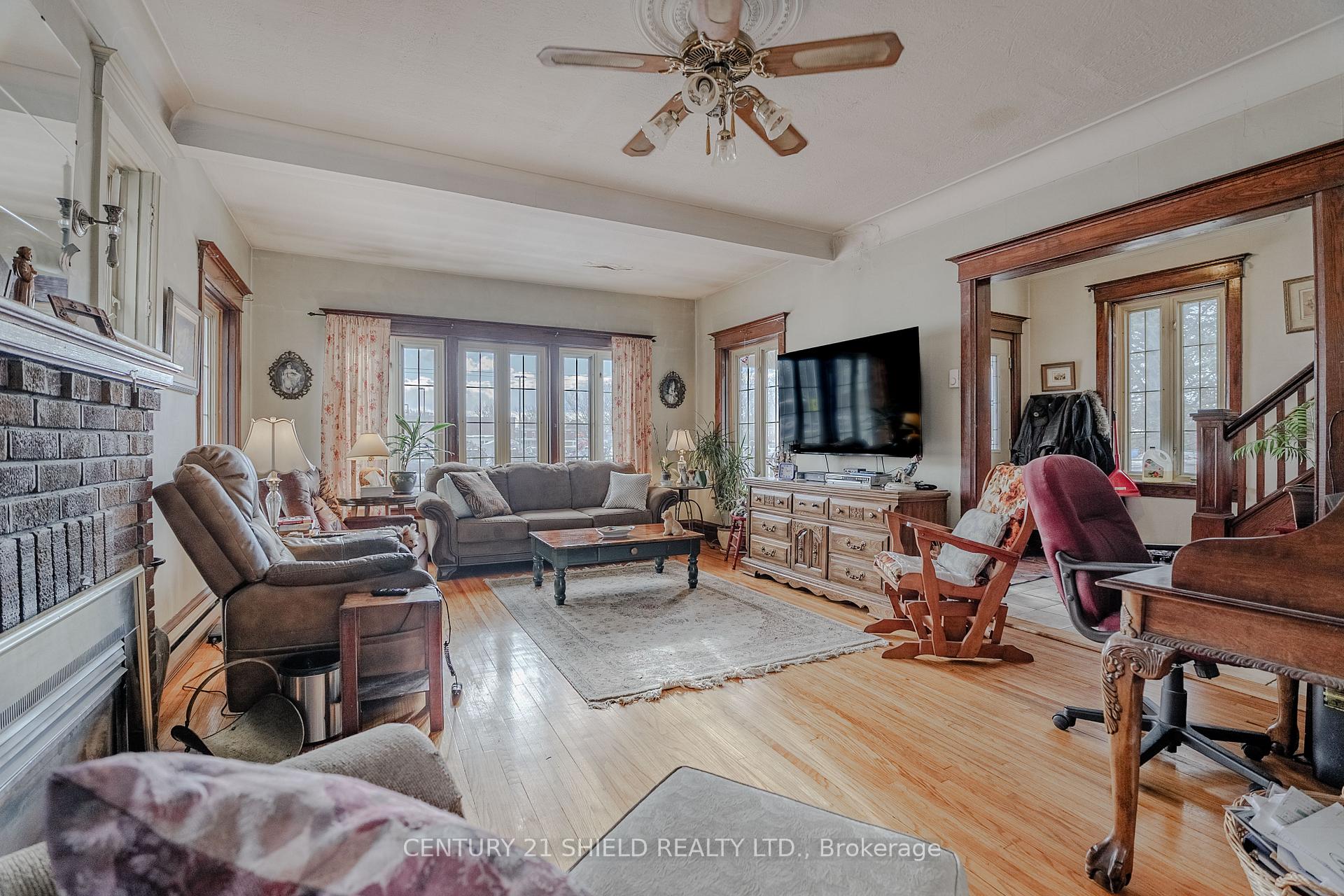 Photo 12 of 239 4th Street E, Cornwall — HOMEH