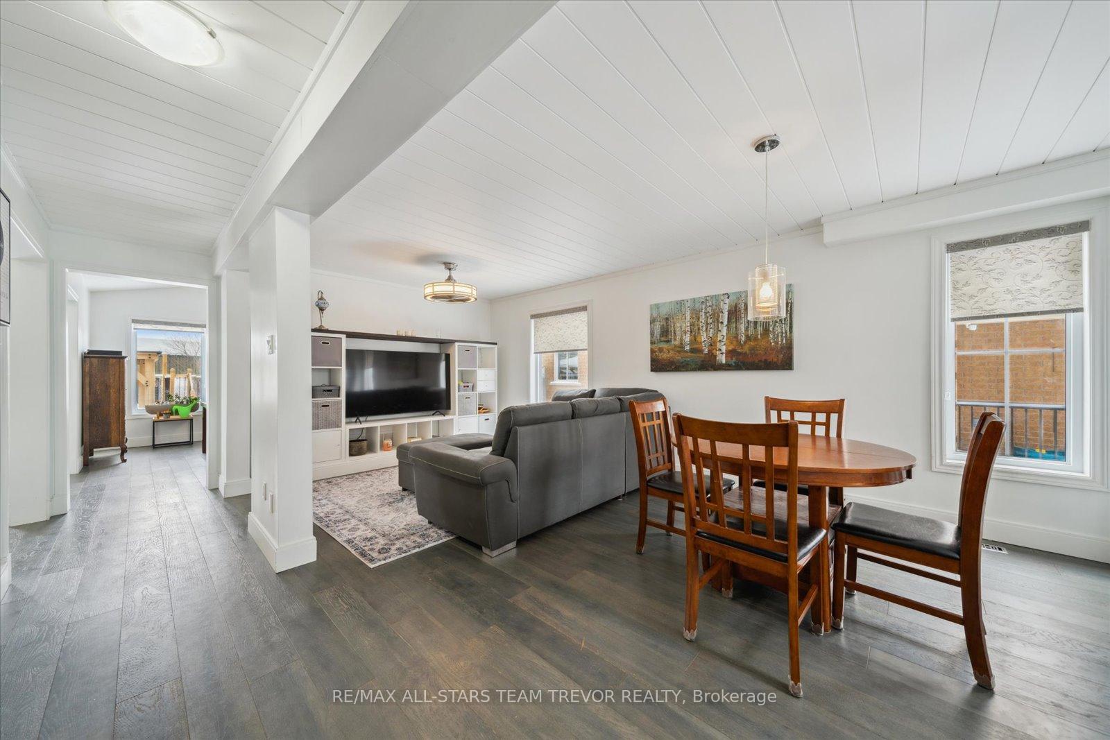 Photo 3 of 27 Burnaby Drive, Georgina, Keswick North — HOMEH