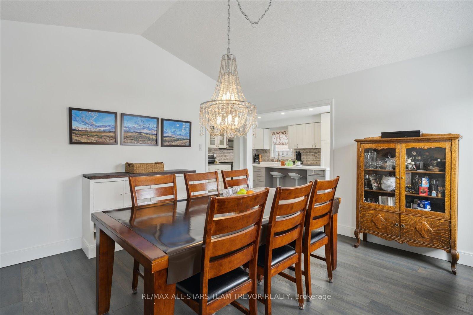 Photo 13 of 27 Burnaby Drive, Georgina, Keswick North — HOMEH