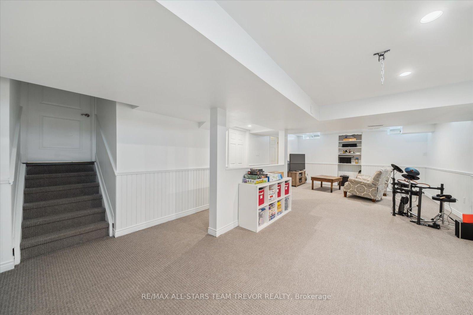 Photo 30 of 27 Burnaby Drive, Georgina, Keswick North — HOMEH