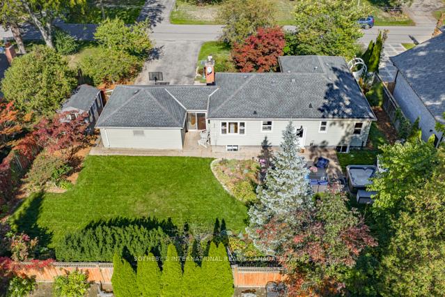 Photo 7 of 32 Parker Avenue, Hamilton, Ancaster — HOMEH