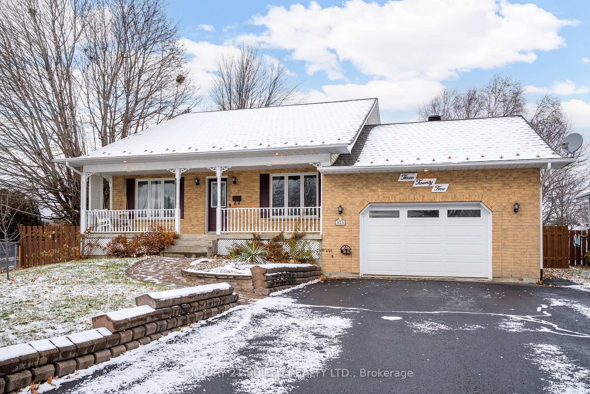 Photo 1 of 325 Ivan Crescent, Cornwall — HOMEH