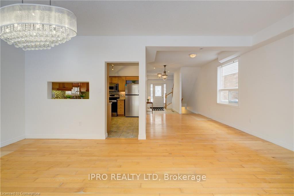 Photo 11 of 165 Patton Drive, Cambridge — HOMEH
