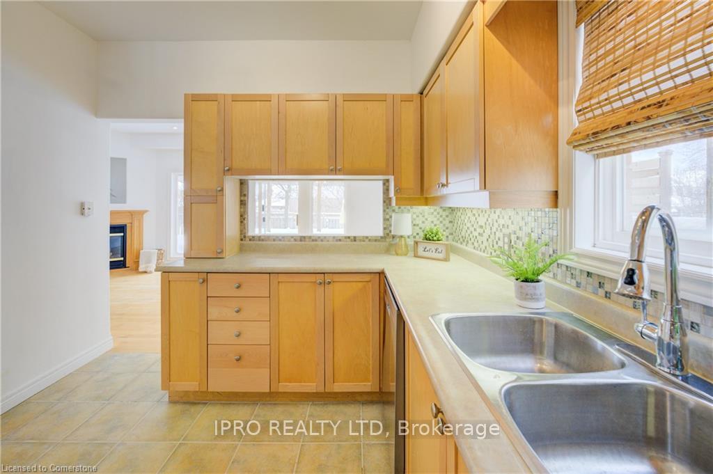 Photo 16 of 165 Patton Drive, Cambridge — HOMEH