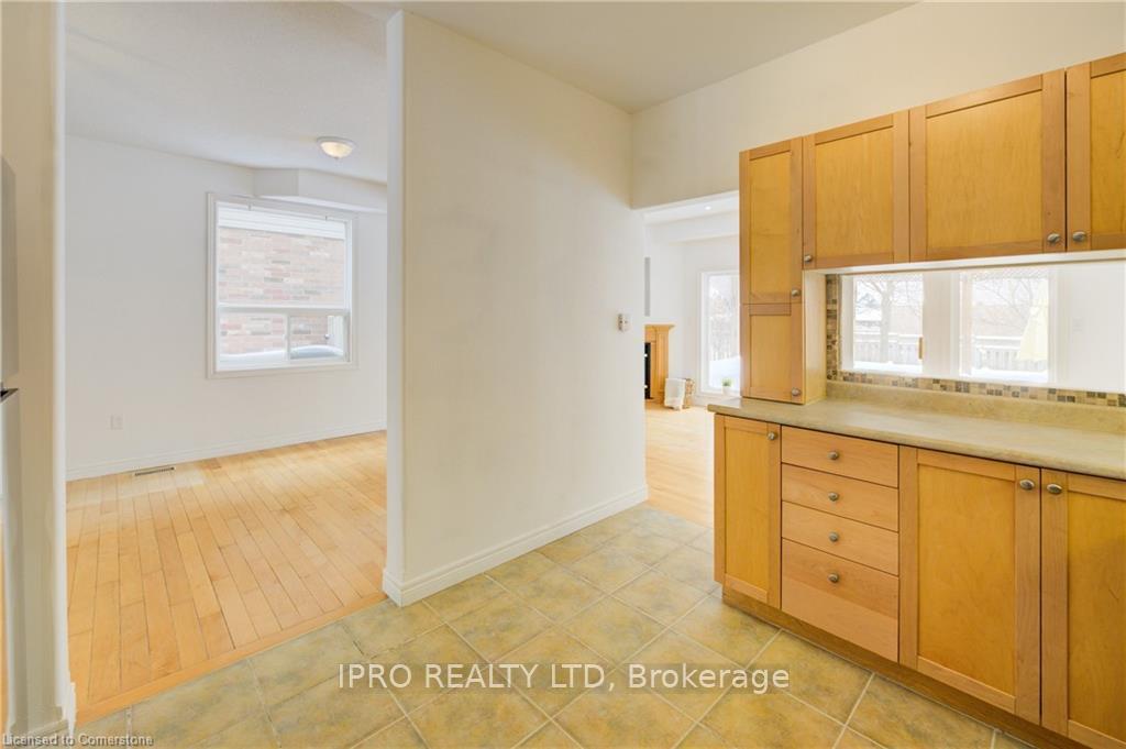 Photo 17 of 165 Patton Drive, Cambridge — HOMEH