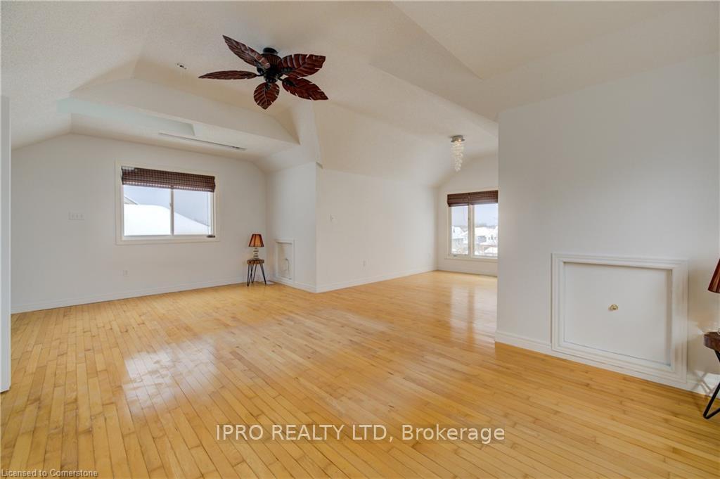Photo 35 of 165 Patton Drive, Cambridge — HOMEH