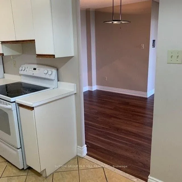 Photo 4 of Unit 2405, 1300 Islington Avenue, Etobicoke, Islington-City Centre West — HOMEH