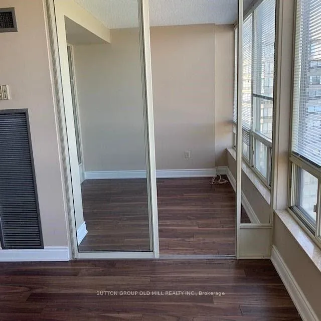 Photo 10 of Unit 2405, 1300 Islington Avenue, Etobicoke, Islington-City Centre West — HOMEH