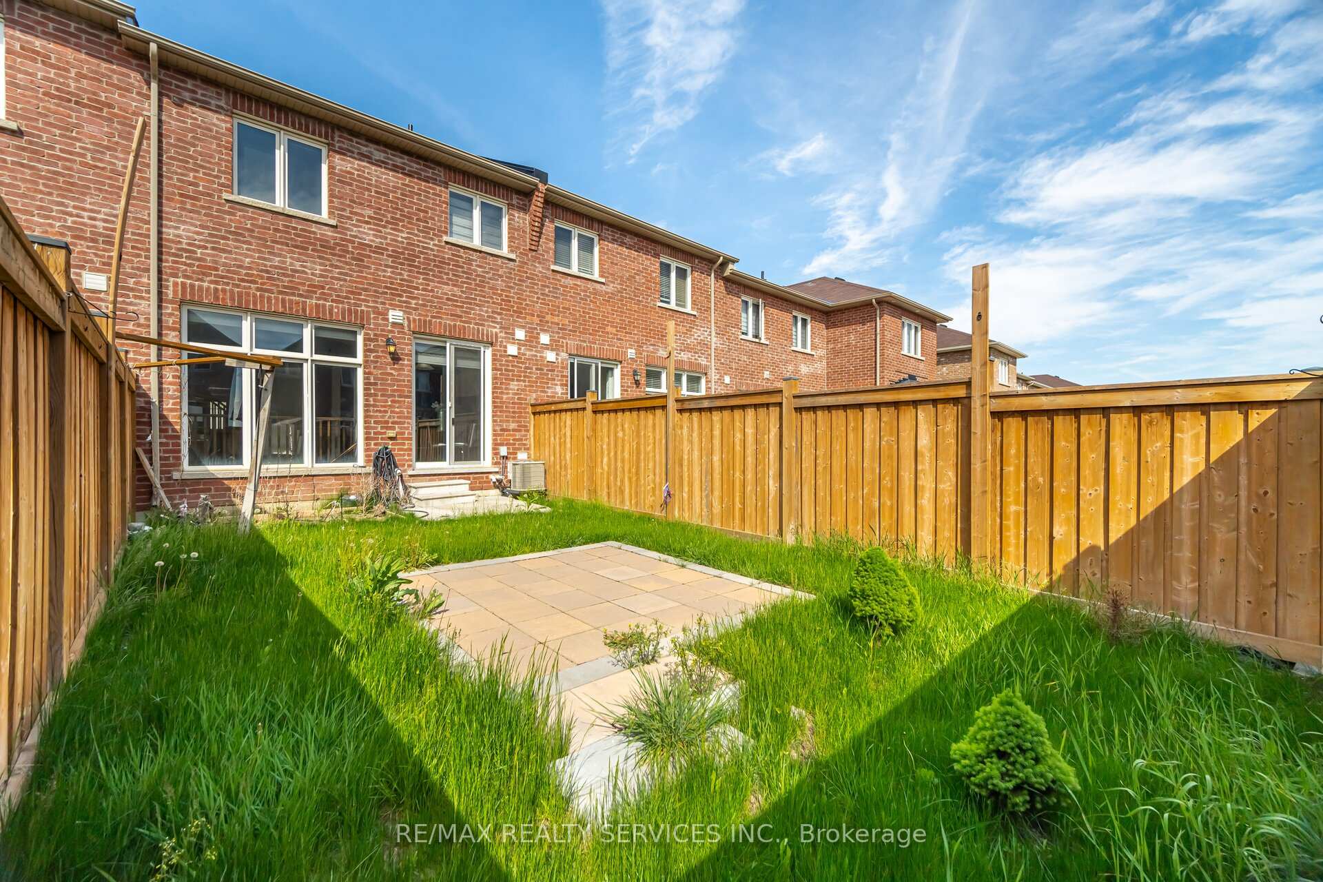 Photo 27 of 74 Phyllis Drive, Caledon, Rural Caledon — HOMEH