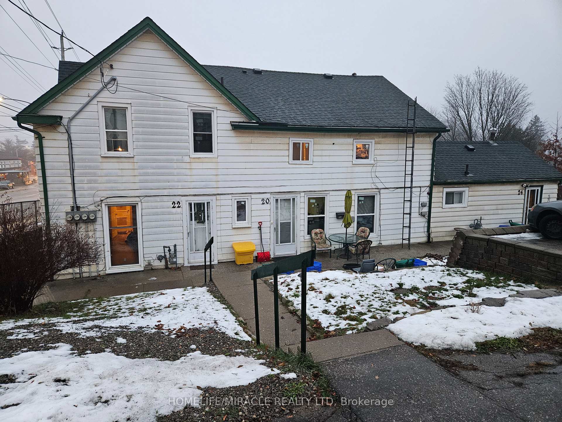 Photo 3 of 24 Main Street N, Halton Hills, Georgetown — HOMEH