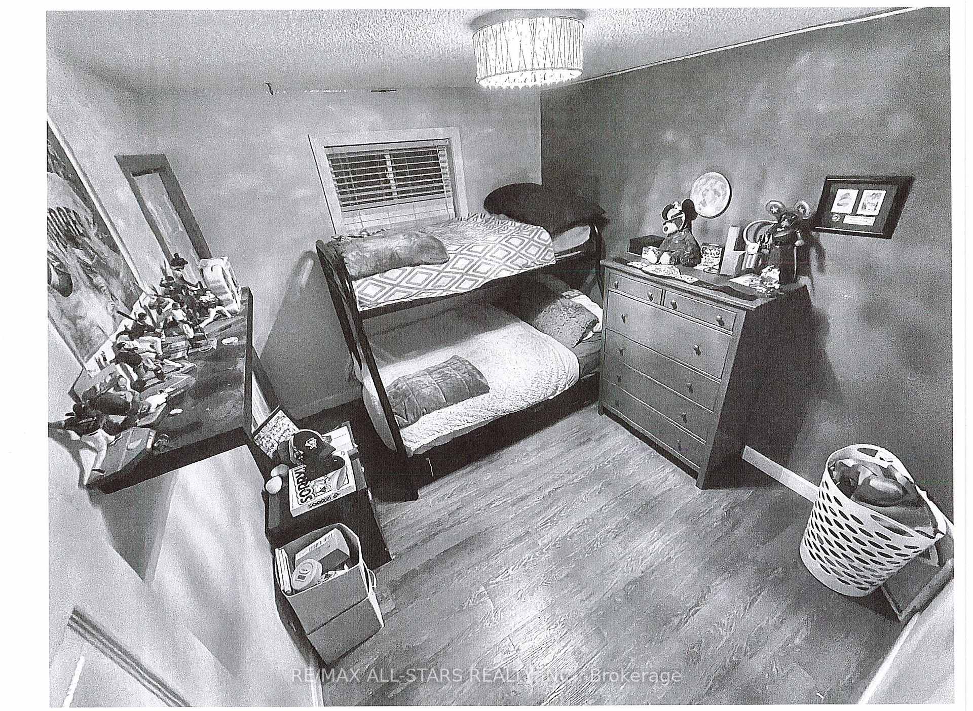 Photo 17 of 38 Minonen Road, Georgina, Baldwin — HOMEH