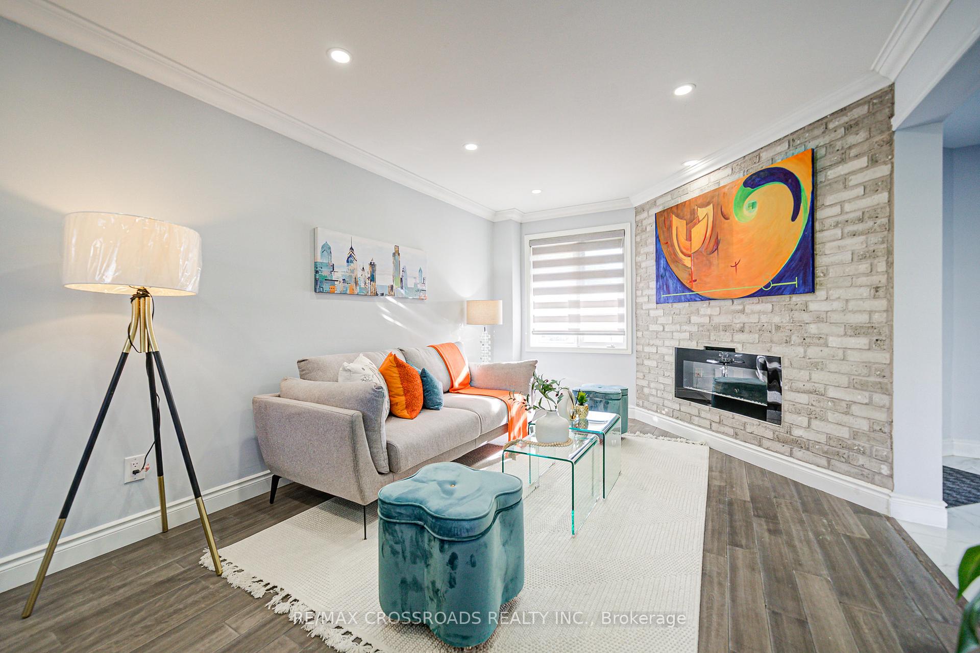 Photo 9 of 93 McMann Crescent, Clarington, Courtice — HOMEH