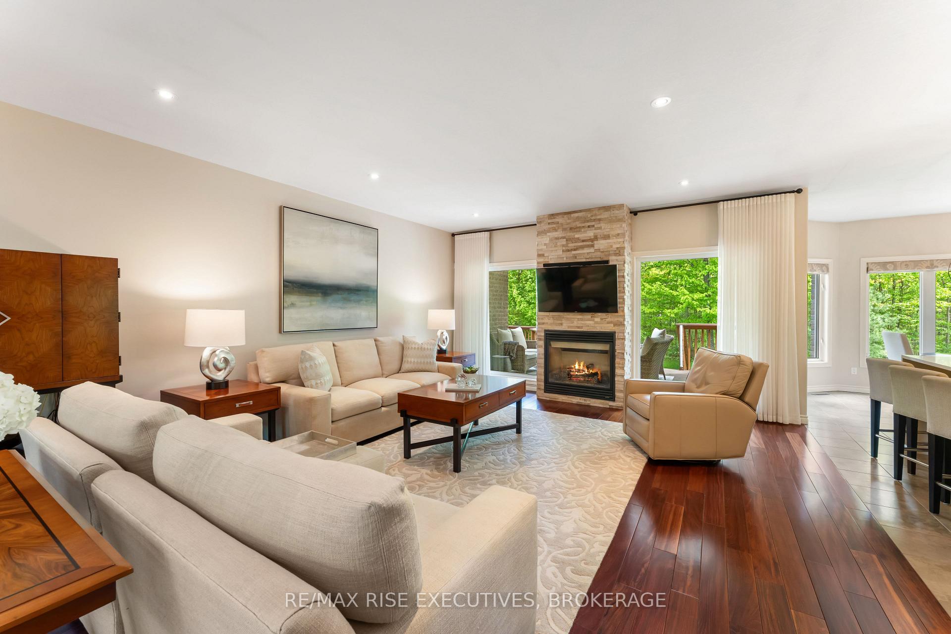 Photo 7 of 56 Fawn Brook Drive, Frontenac, Frontenac South — HOMEH